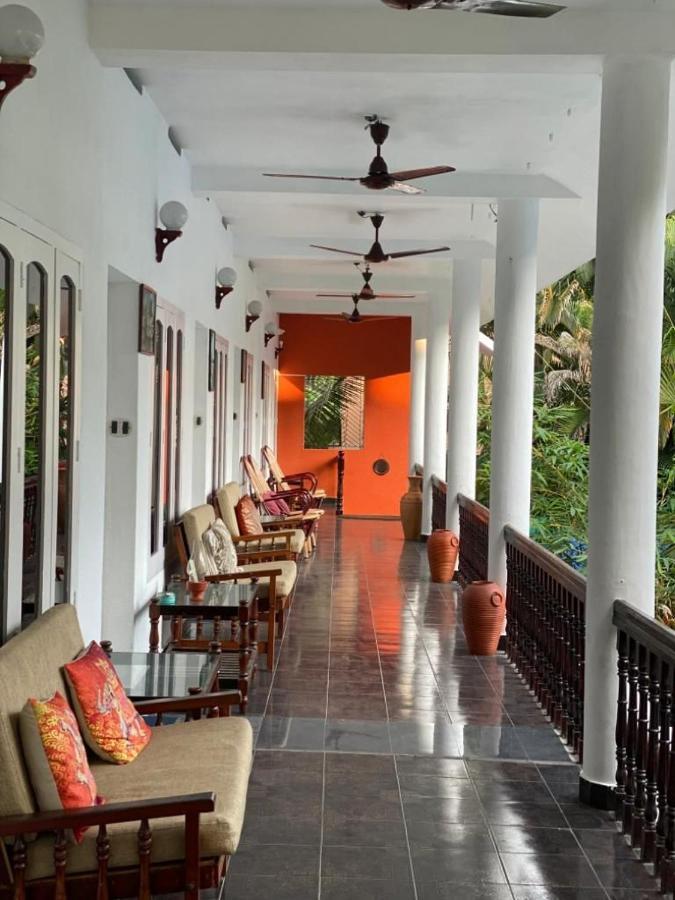 Sky Palace Beach Hotel Thiruvananthapuram Exterior foto